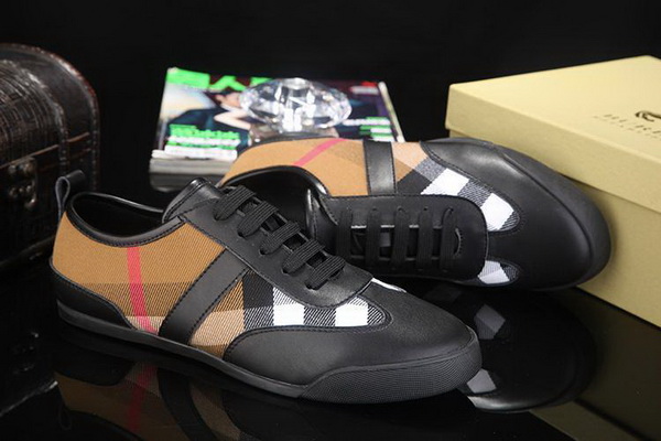 Burberry Fashion Men Sneakers--087